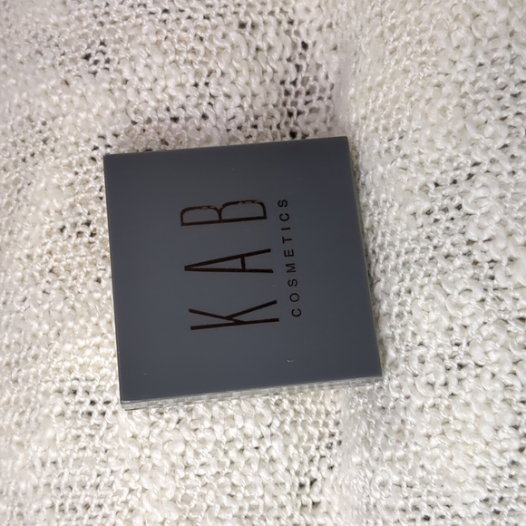 KAB Eyeshadow Quad in Plum Fairy - Picture 11 of 11